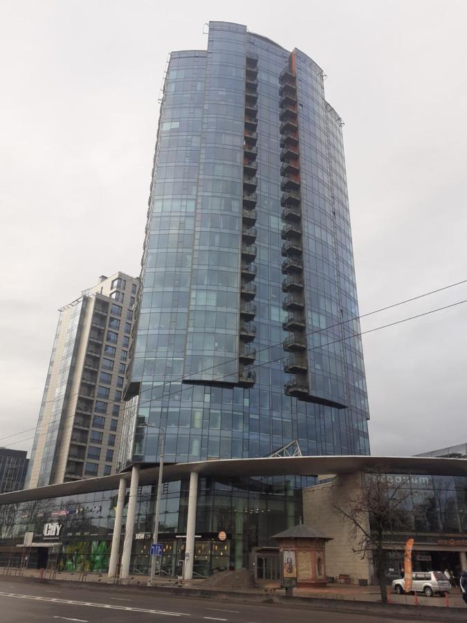 Luxury Apartment In Skyscraper Wilno Zewnętrze zdjęcie