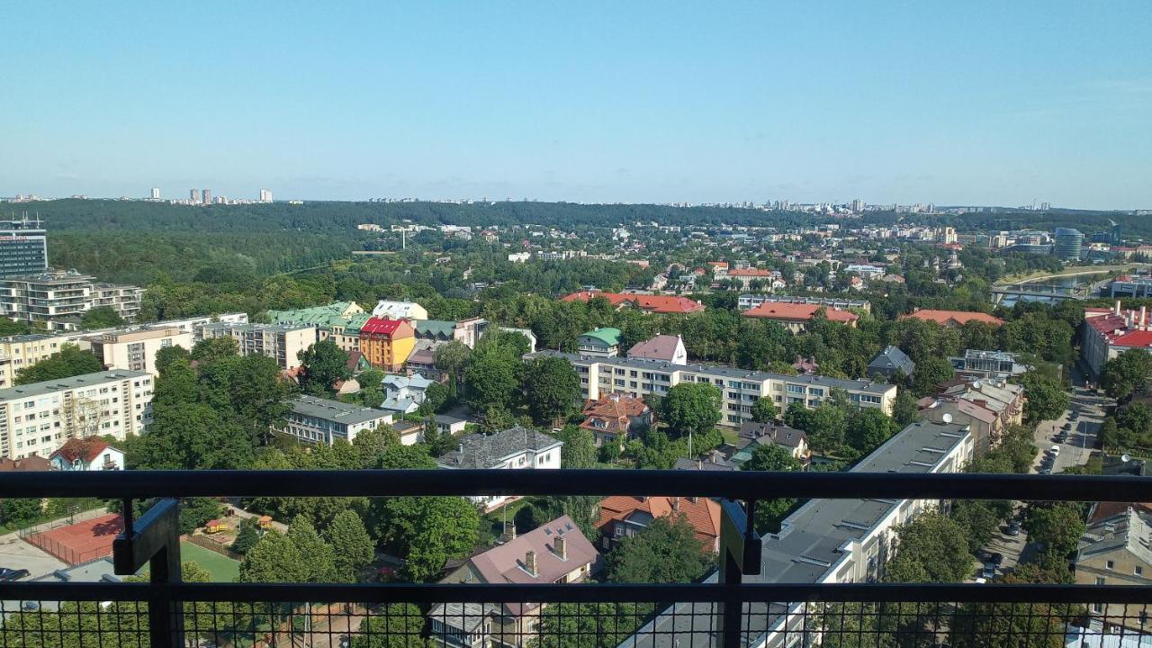 Luxury Apartment In Skyscraper Wilno Zewnętrze zdjęcie