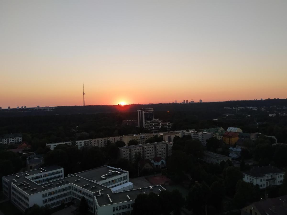 Luxury Apartment In Skyscraper Wilno Zewnętrze zdjęcie
