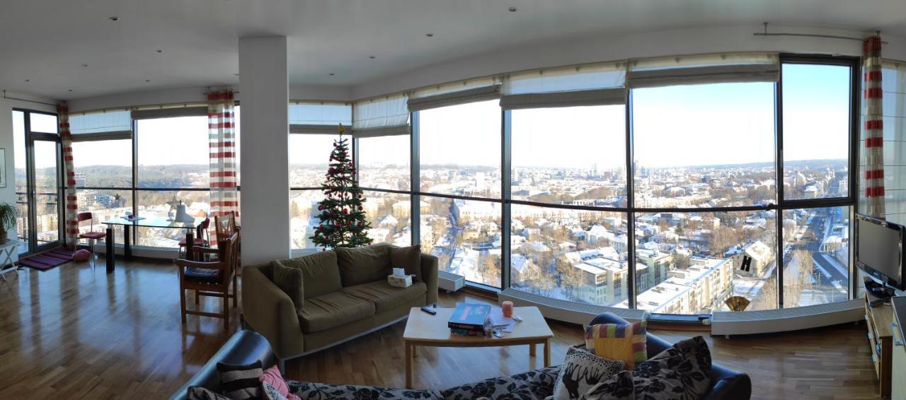 Luxury Apartment In Skyscraper Wilno Zewnętrze zdjęcie